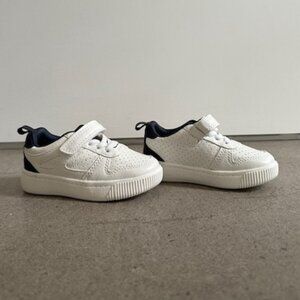 Toddler Casual Sneakers - Size 5